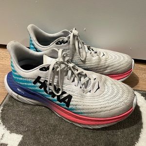 Hoka Mach 5